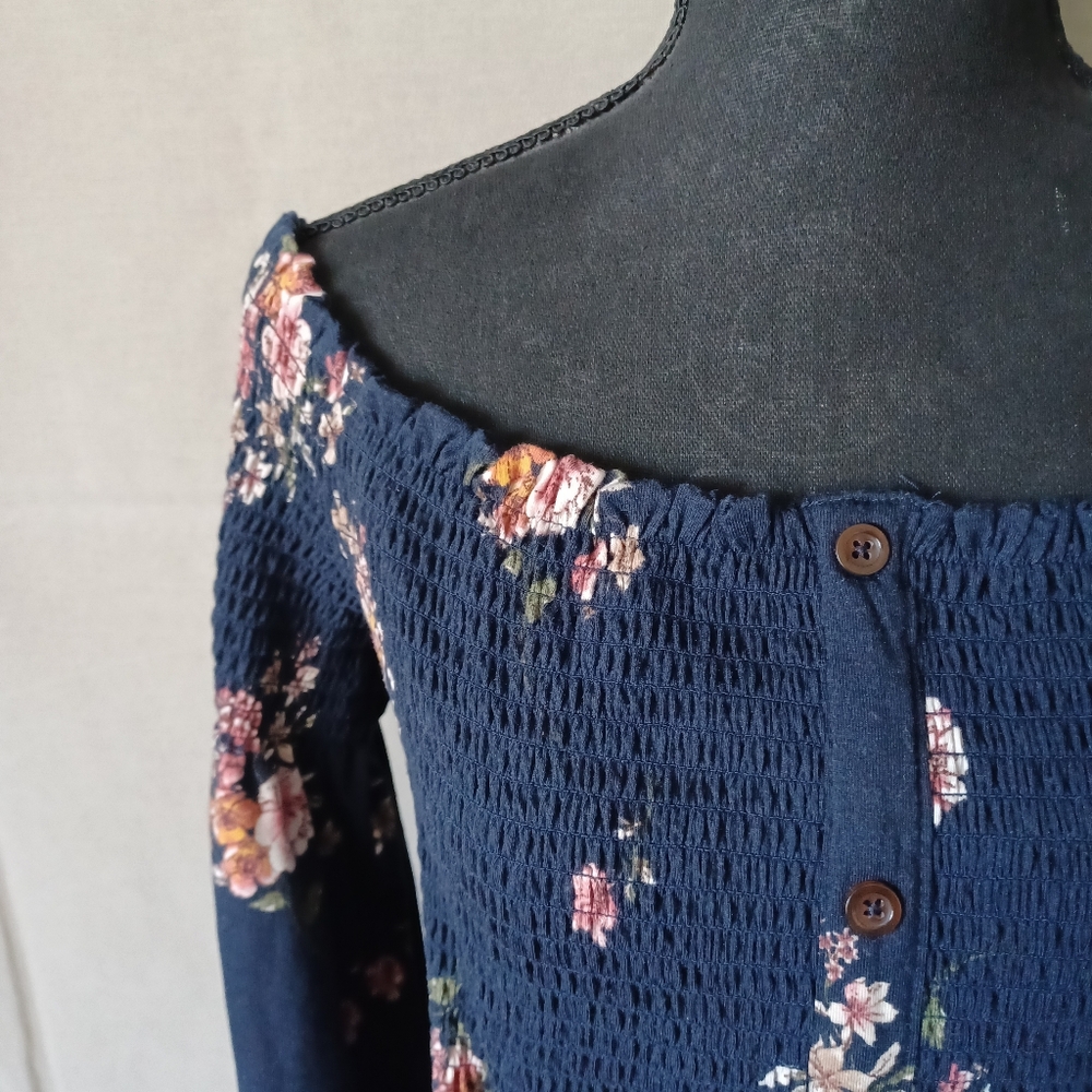 Xhilaration Smoked Floral Top - Picture 3 of 7